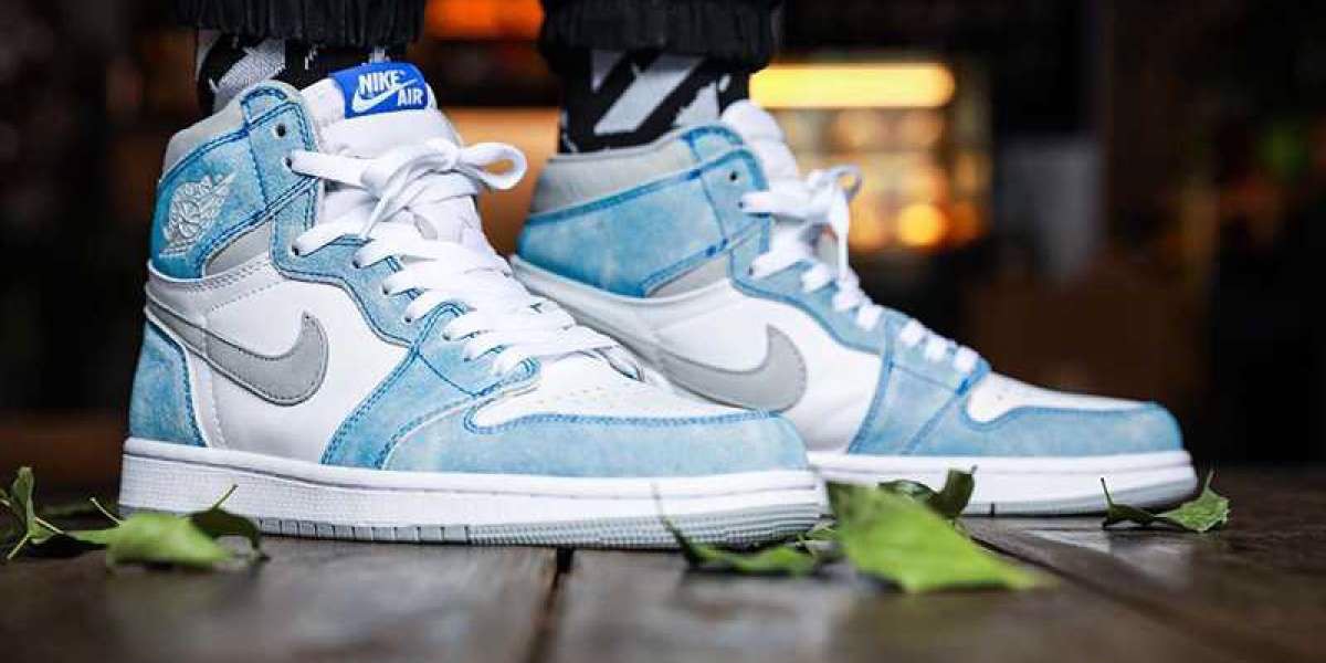 bang-xep-hang-10-doi-giay-tuyet-voi-nhat-nam-2021-07-2021