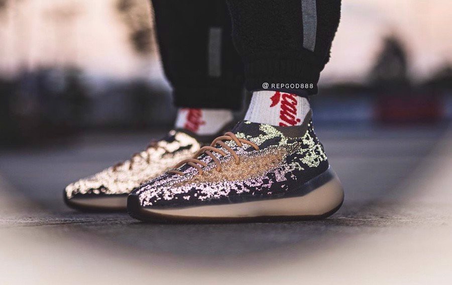 Hinh anh 1: Adidas yeezy Boost 380 Reflective co dang mua hay khong?