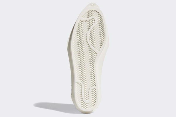 Beyoncé x adidas: Ra mắt mẫu giày mũi nhọn ấn tượng Hinh anh 5: Beyonce x adidas: Ra mat mau giay mui nhon an tuong