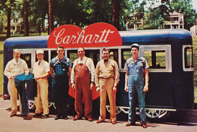 carhartt-hip-hop-tu-nhung-bo-quan-ao-bao-ho-lao-dong-tro-thanh-mot