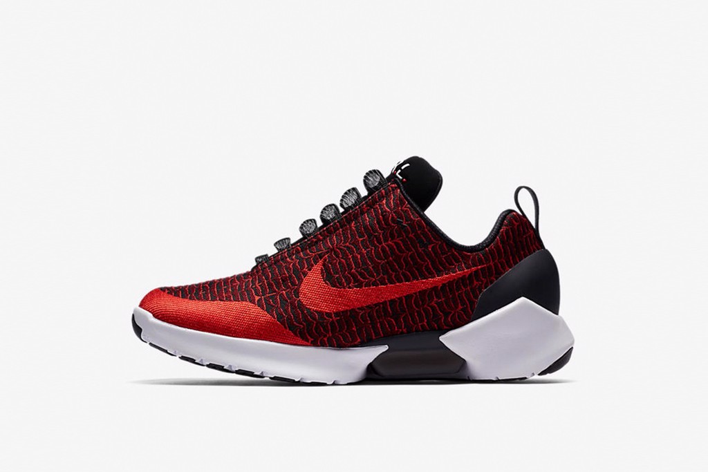 Hinh anh 3: NHUNH MINH CHUNG CHO THAY SNEAKER LA BIEU TUONG TRANG THAI MOI