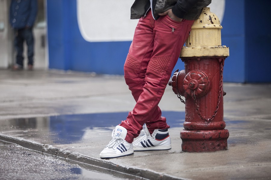 Hinh anh 5: Giay bong ro dac trung cua moi thoi dai - Adidas Top Ten