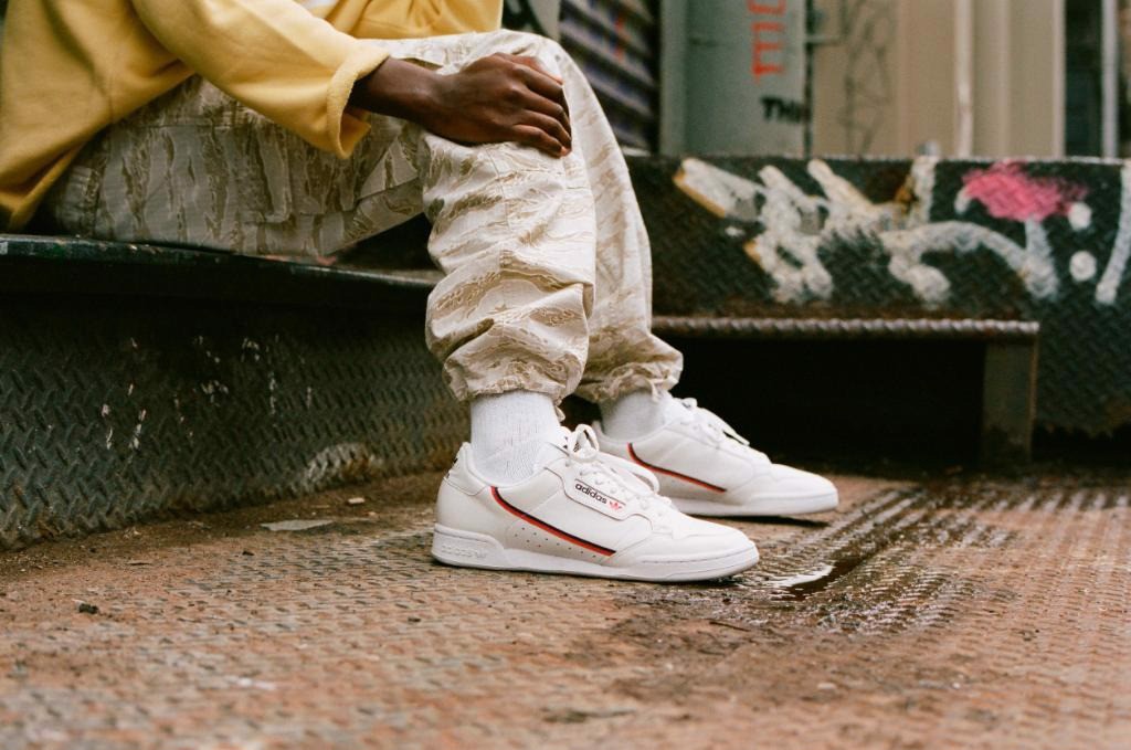 Hinh anh 2: Da thuc su den luc retro sneakers tro lai dinh cao - bat dau tu continental 80?