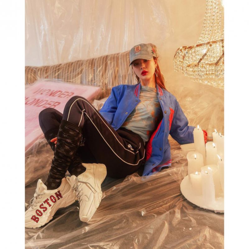 Tất tần tật các tip phối đồ cùng với giày MLB cho các cô nàng 2021 Hinh anh 15: Tat tan tat cac tip phoi do cung voi giay MLB cho cac co nang 2021