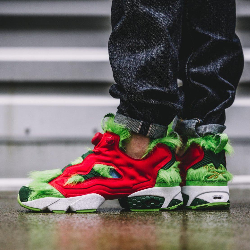 Top 10 đôi sneaker thú vị nhất mọi thời đại dành cho mùa Giáng Sinh Hinh anh 6: Top 10 doi sneaker thu vi nhat moi thoi dai danh cho mua Giang Sinh