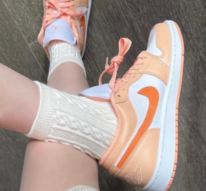 Giay Nike Air Jordan 1 Low 'Sunset Haze' DC0774-801