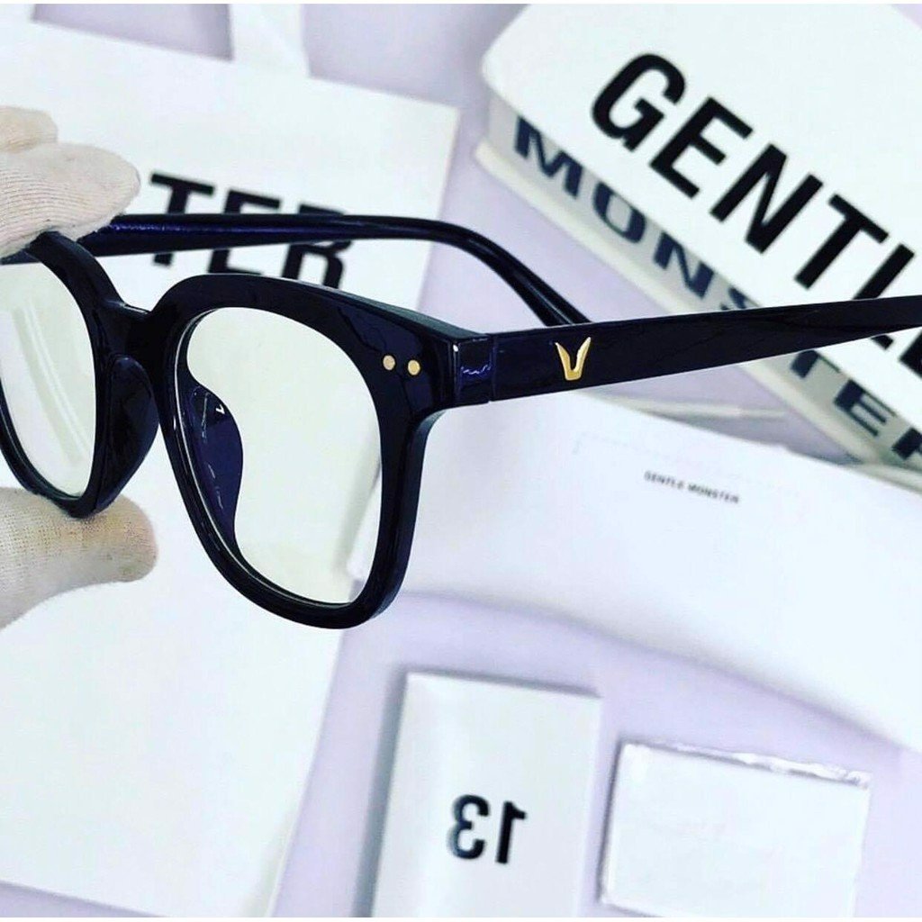 Thẻ chứng nhận hàng chính hãng của Gentle Monster