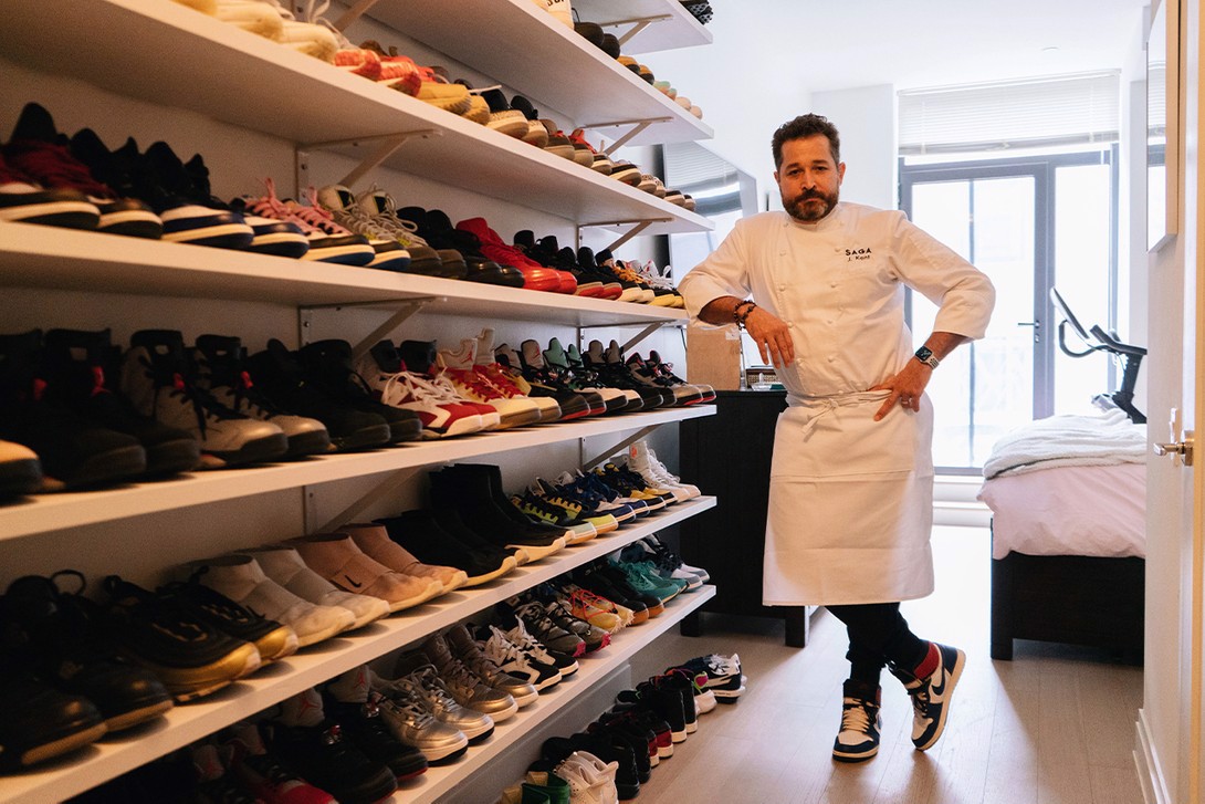 bep-truong-james-kent-va-tinh-ban-la-ki-cung-union-x-air-jordan-1