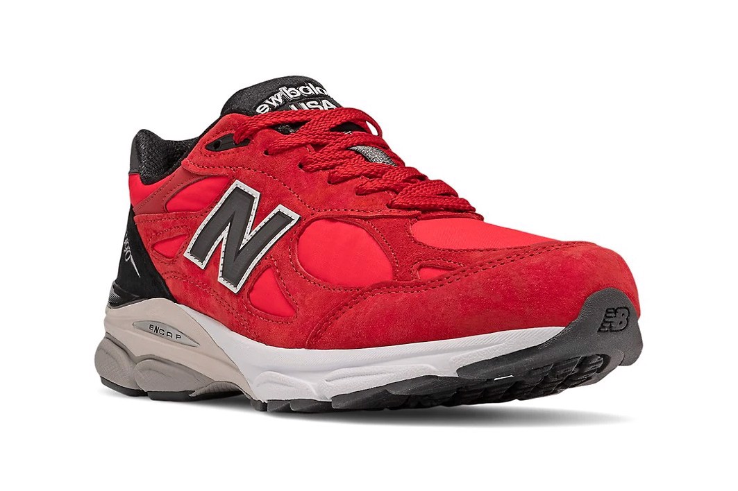 new-balance-990v3-xuat-hien-trong-ba-phoi-mau-co-dien