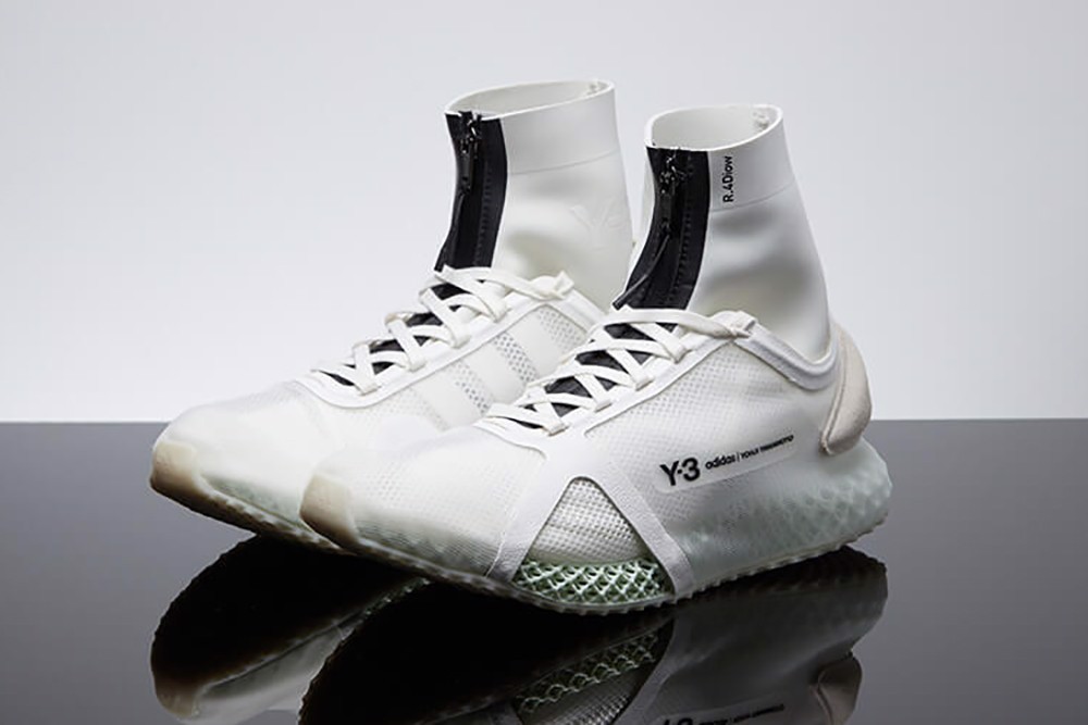 adidas-y-3-runner-4d-iow-duoc-ra-mat-trong-phoi-mau-trang-sac-net