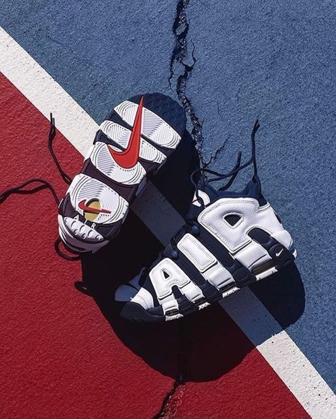 nhung-dieu-khien-ban-khong-the-lam-ngo-truoc-doi-nike-air-more-uptempo