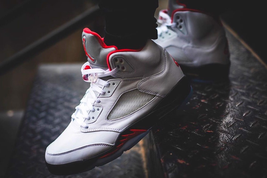 jordan-brand-mang-den-cho-air-jordan-5-phoi-mau-