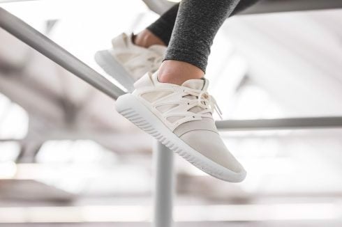 10-loi-khuyen-truoc-khi-mua-adidas-tubular-viral