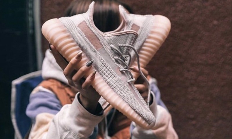 diem-mat-nhung-phat-hanh-yeezy-boost-dang-nho-cua-kanye-west