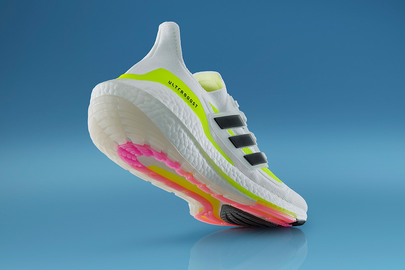 lich-su-cua-cong-nghe-dem-tren-de-cac-doi-giay-the-thao