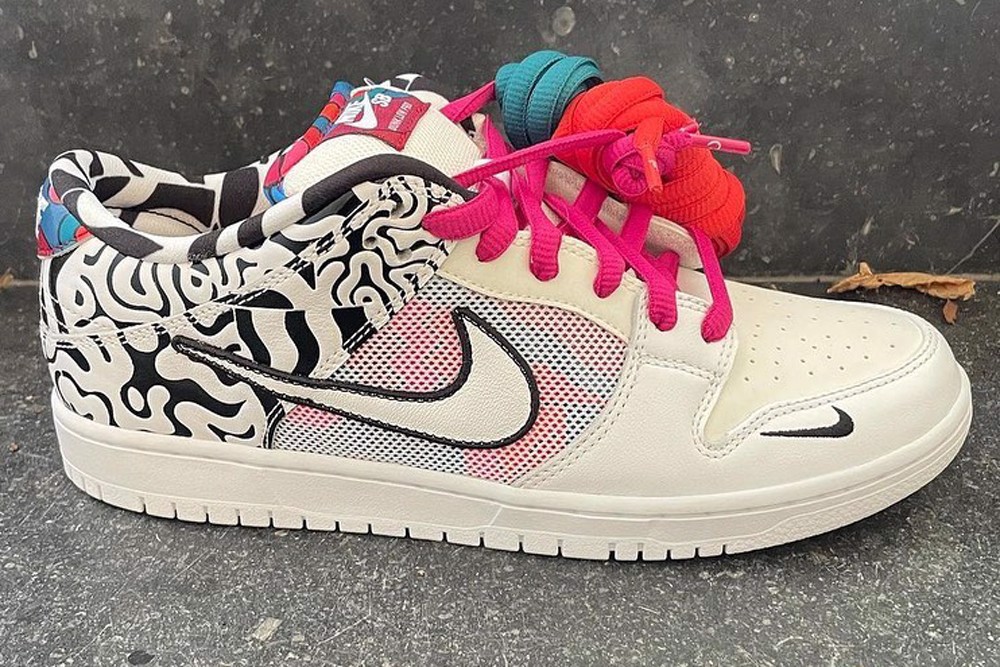 cung-chiem-nguong-bon-thiet-ke-mau-cua-parra-x-nike-sb-dunk-low