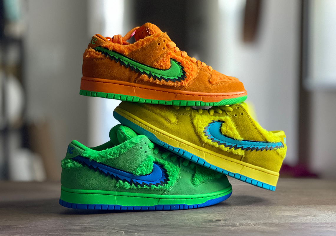 https://authentic-shoes.com/blogs/news/nhung-chu-gau-nhay-mua-lo-dien-tren-doi-giay-grateful-dead-x-nike-sb-dunk-low