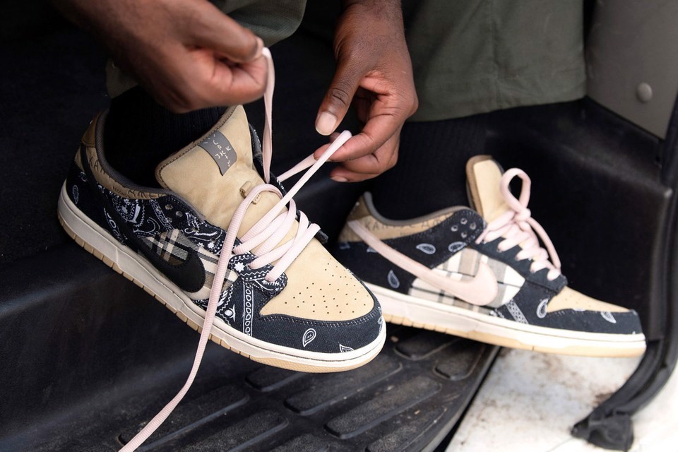 Travis Scott và con đường trờ thành ông lớn của sneakergame Hinh anh 10: Travis Scott va con duong tro thanh ong lon cua sneakergame