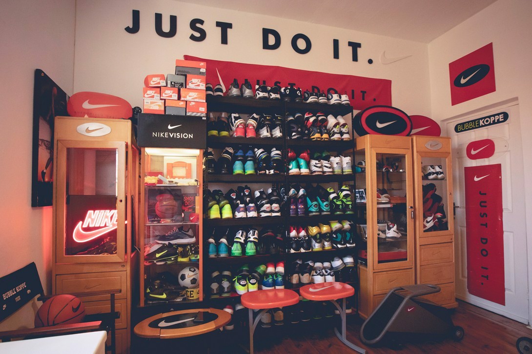 Cùng trò chuyện với người sáng lập Bubblekoppe - Justin Paul Ronné về thiết kế Air Max yêu thích của anh ấy Hinh anh 2: Cung tro chuyen voi nguoi sang lap Bubblekoppe - Justin Paul Ronne ve thiet ke Air Max yeu thich cua anh ay