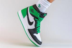 Giay Nike Air Jordan 1 Retro High OG 'Lucky Green' DZ5485-031