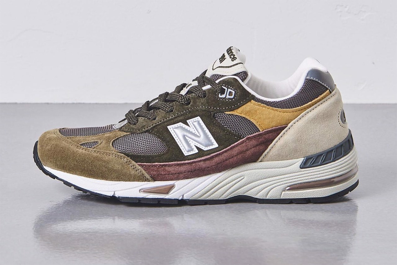 tong-mau-earthy-thong-tri-mau-thiet-ke-made-in-uk-new-balance-991