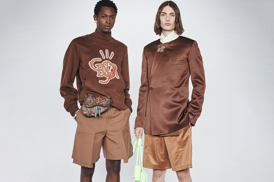 BST Dior x Travis Scott ra mắt hoành tráng tại tuần lễ thời trang Paris Hinh anh 4: BST Dior x Travis Scott ra mat hoanh trang tai tuan le thoi trang Paris