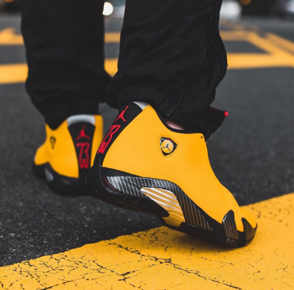 Giày Nike Air Jordan 14 Retro 'Reverse Ferrari' BQ3685-706 - Ảnh 3