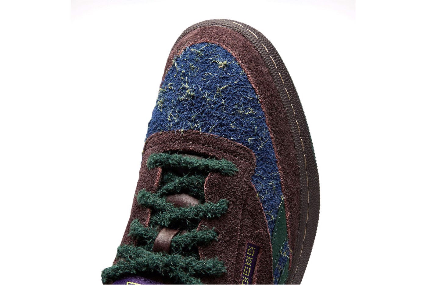 brain-dead-hop-tac-cung-reebok-tren-phien-ban-readies-club-c-revenge