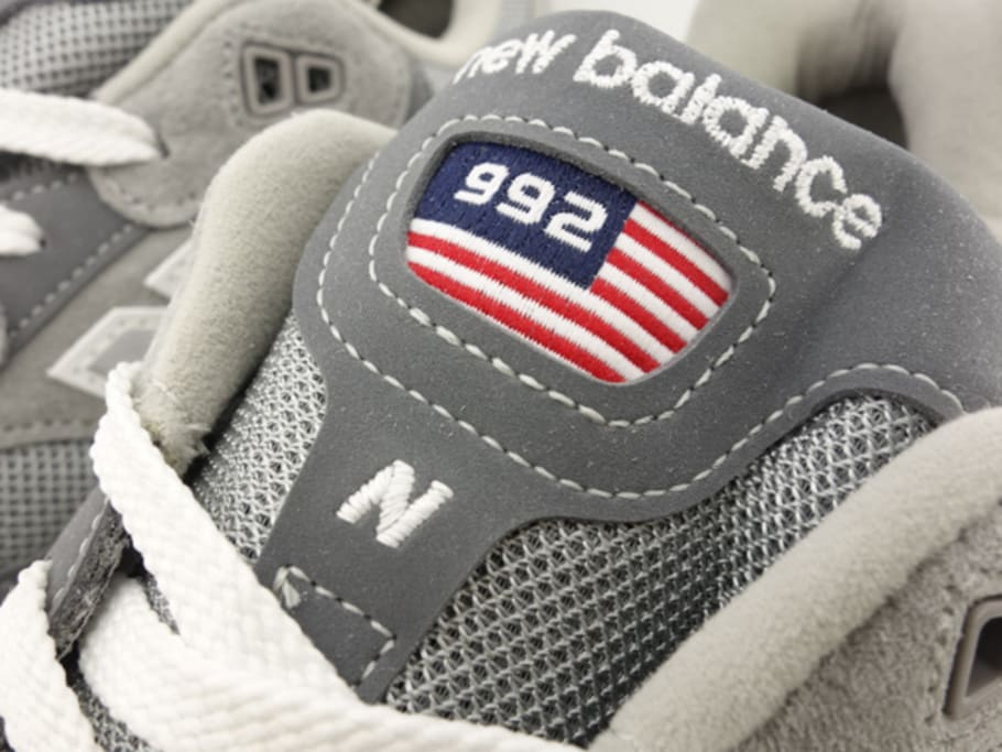 thong-tin-phat-hanh-the-packer-x-new-balance-992