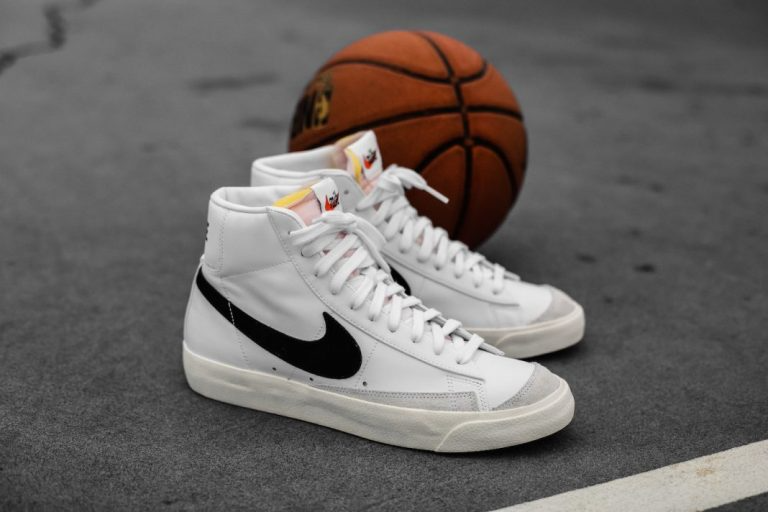 lich-su-cua-nike-blazer-tu-su-don-gian-di-len