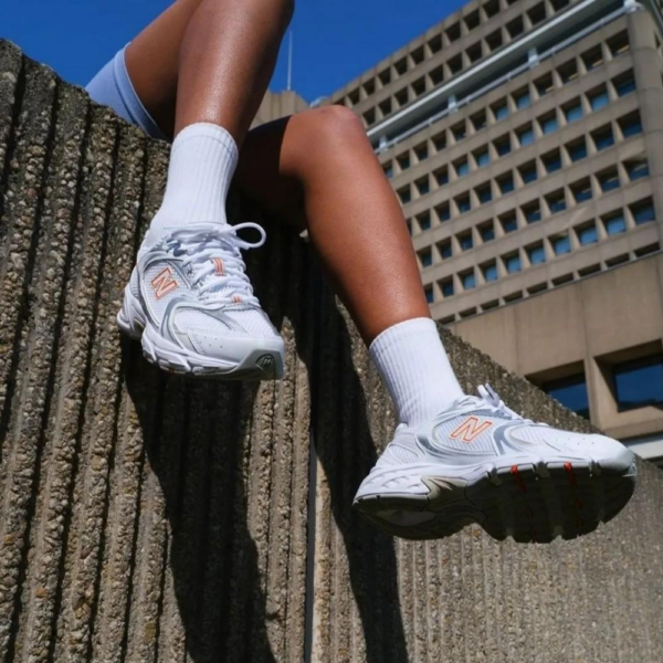 Giày New Balance 530 'White Orange' MR530AC - Ảnh 2