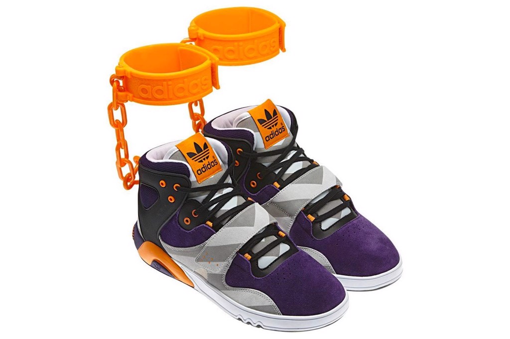Những đôi sneaker gây tranh cãi nhất mọi thời đại Hinh anh 2: Nhung doi sneaker gay tranh cai nhat moi thoi dai