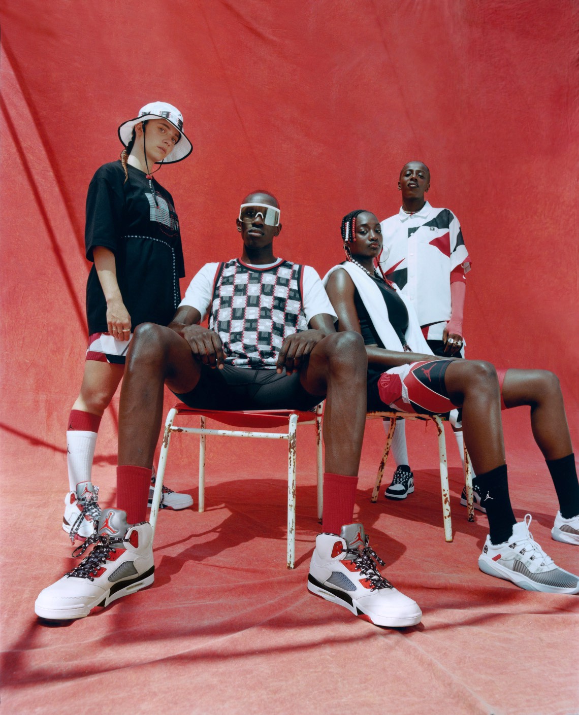 jordan-quai-54-2021-su-pha-tron-doc-dao-hoa-tiet-tay-phi-hien-dai-voi-net-tinh-te-cua-paris