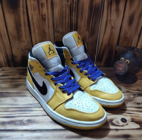Giày Nike Air Jordan 1 Mid 'Lakers' 852542-700 - Ảnh 7