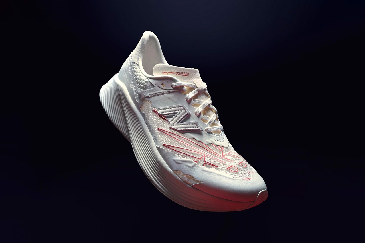 hinh-anh-chinh-thuc-cua-doi-stone-island-x-new-balance-tokyo-design-studio-rc-elite-si