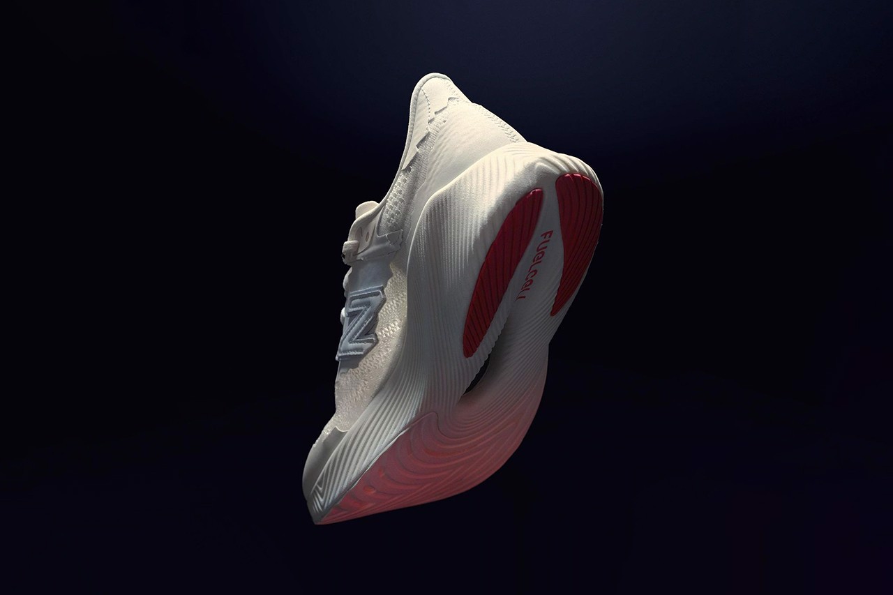 hinh-anh-chinh-thuc-cua-doi-stone-island-x-new-balance-tokyo-design-studio-rc-elite-si