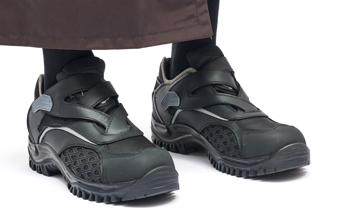 doi-giay-da-nang-moi-nhat-cua-kiko-kostadinov-harkman