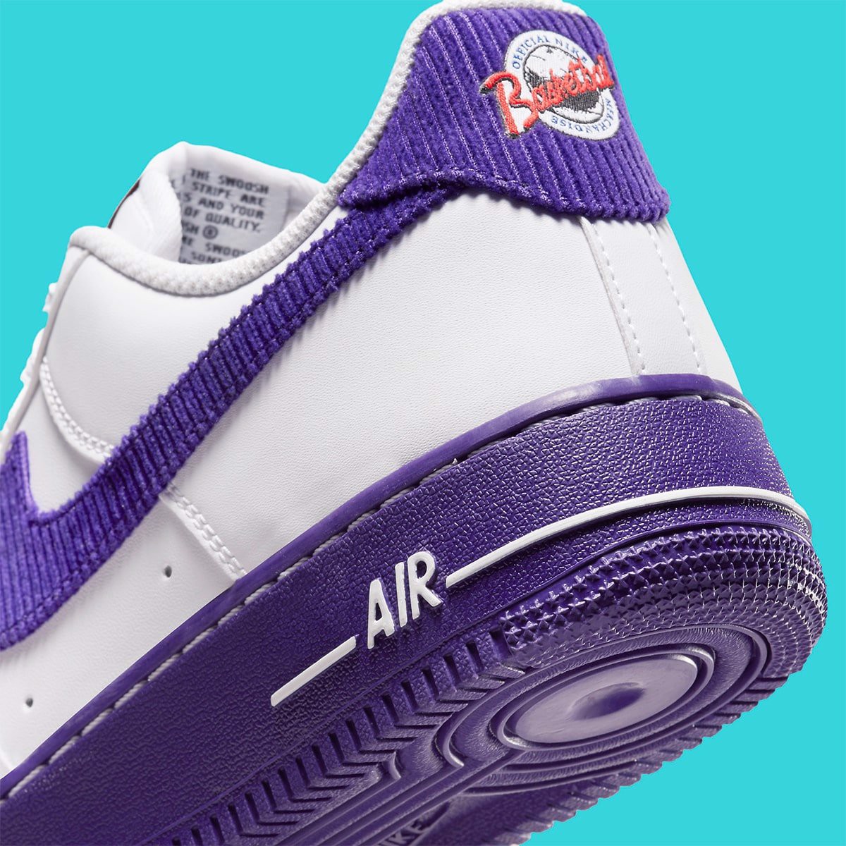 Những hình ảnh mới nhất về Nike Air Force 1 "Sports Specialties" Hinh anh 3: Nhung hinh anh moi nhat ve Nike Air Force 1 "Sports Specialties"