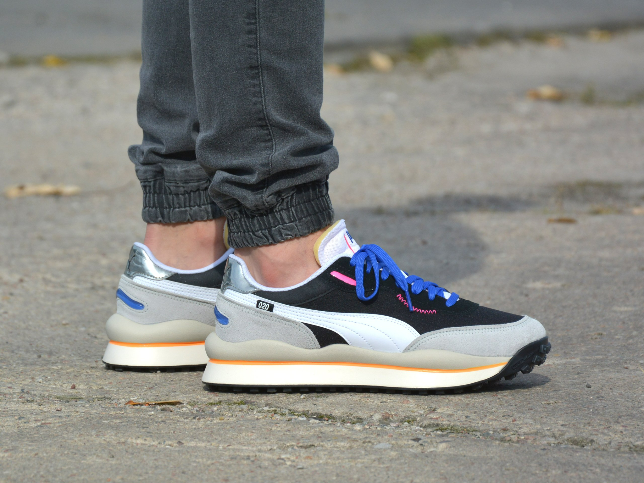 Những mẫu giày Puma đáng mua nhất năm 2021 (Phần 2) Hinh anh 5: Nhung mau giay Puma dang mua nhat nam 2021 (Phan 2)