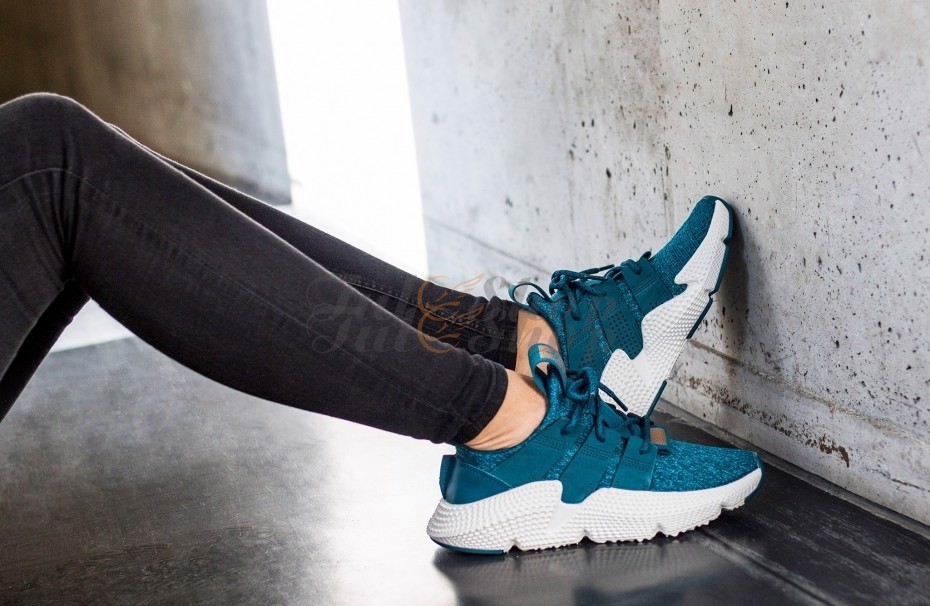 Lịch sử Adidas Prophere, một trong những đôi giày được ưa thích của Three Stripes Hinh anh 1: Lich su Adidas Prophere, mot trong nhung doi giay duoc ua thich cua Three Stripes