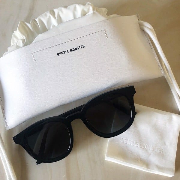 Thẻ chứng nhận hàng chính hãng của Gentle Monster