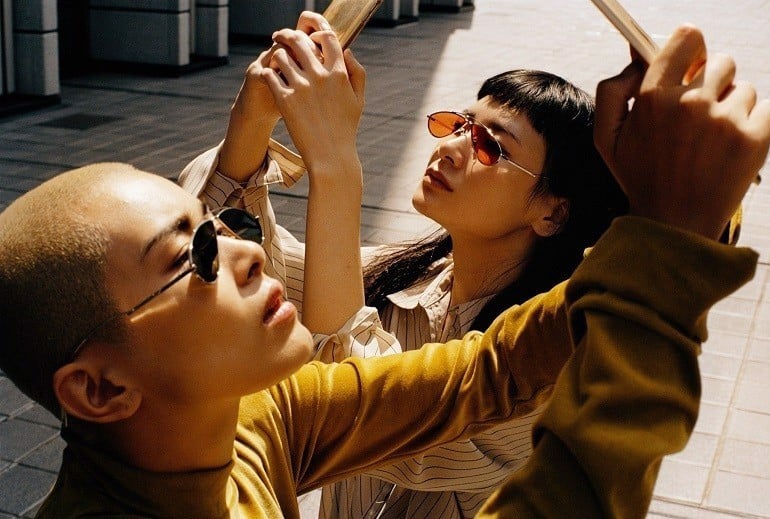 Thẻ chứng nhận hàng chính hãng của Gentle Monster