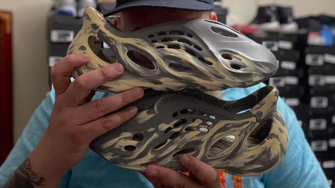 ai-cung-biet-den-yeezy-foam-runner-nhung-chinh-xac-thi-chung-la-gi?