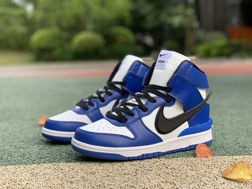 https://authentic-shoes.com/blogs/news/su-tro-lai-cua-ambush-voi-ban-collab-nike-dunk-high-phoi-mau-deep-roy