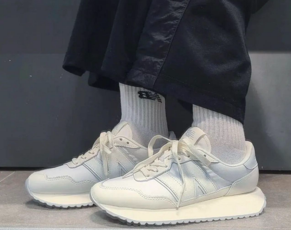Giày New Balance 237 'White Pack' MS237WP - Ảnh 2