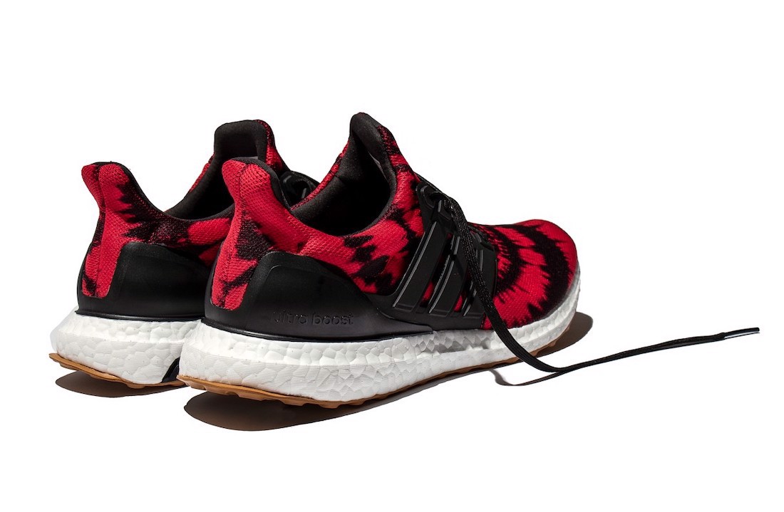 chao-don-su-ra-mat-cua-nice-kicks-x-adidas-ultraboost