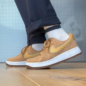 Alternative view of Giày Nike Air Force 1 '07 Premium 'Happy Pineapple Cork' DJ2536-900