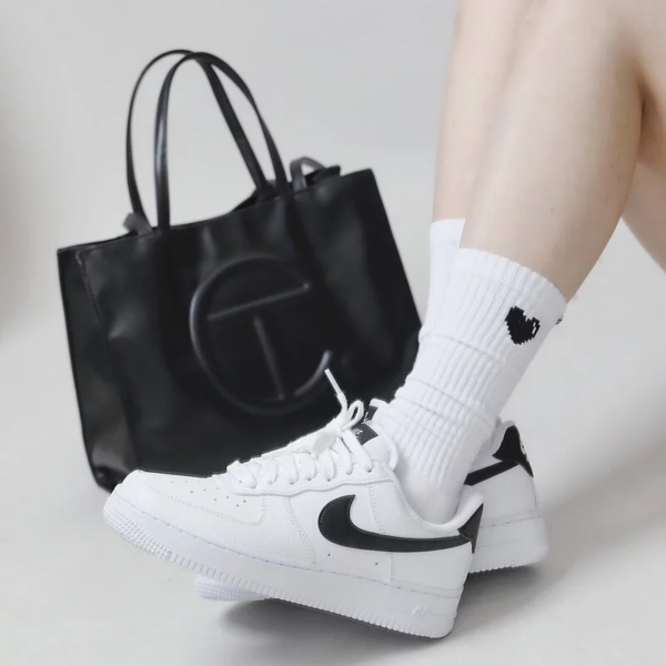 Giay Nike Air Force 1 Low 'White Black' DD8959-103
