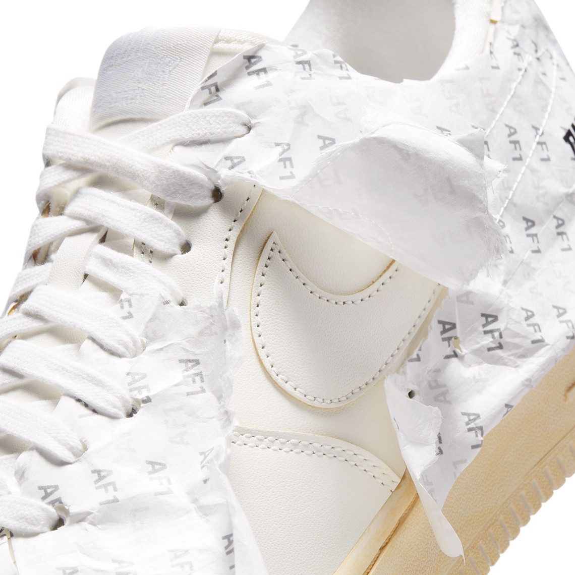 nike-nhan-manh-tam-quan-trong-cua-khan-giay-hop-voi-air-force-1-timeless-classic-keep-fresh