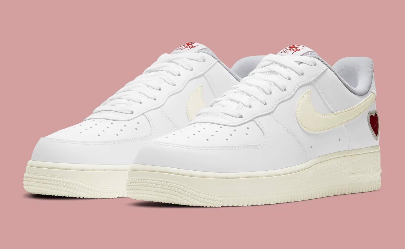 tong-hop-6-doi-sneakers-dang-chu-y-ra-mat-trong-thang-2-nam-2021